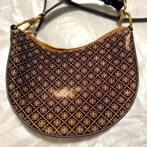 Tory Burch Tan and Gold Hobo Bag - Picture 14 of 16